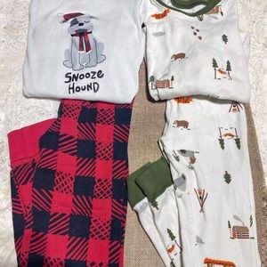 ❌❌SOLD❌❌ Boys Carters/ Gymboree 2 Pairs of Pajamas Bundle- 5T